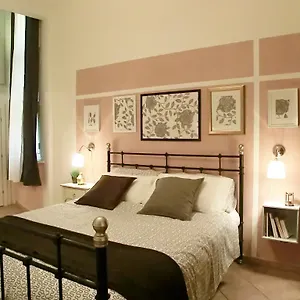 Magenta Collection Del Grande Apartment Rom